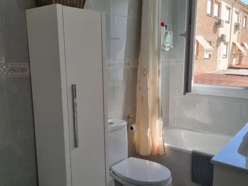 Baño de Piso en venta en Maracena con Aire acondicionado y Balcón