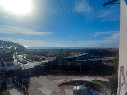 Vista exterior de Casa o xalet en venda en Premià de Dalt amb Calefacció, Jardí privat i Terrassa