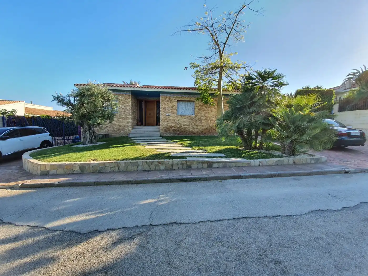Vista exterior de Casa o chalet en venta en Benidorm con Calefacción, Jardín privado y Trastero