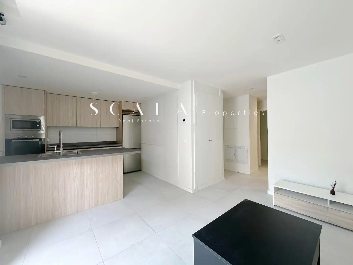 Kitchen of Flat for rent in Madrid  with Air Conditioner, Heating and Terrace