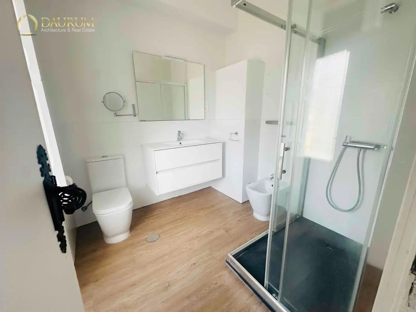 Bany de Casa o xalet en venda en Sevilla amb Terrassa