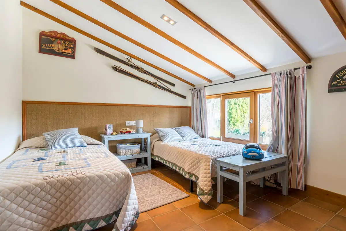 Habitación de Casa o chalet en venta en Sacedón con Aire acondicionado, Calefacción y Jardín privado
