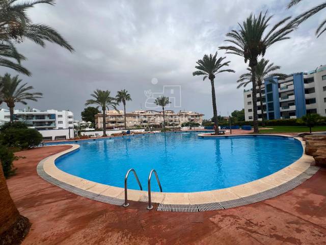 Piso en Alquiler en Carrer Marià Villangomez en Santa Eulària