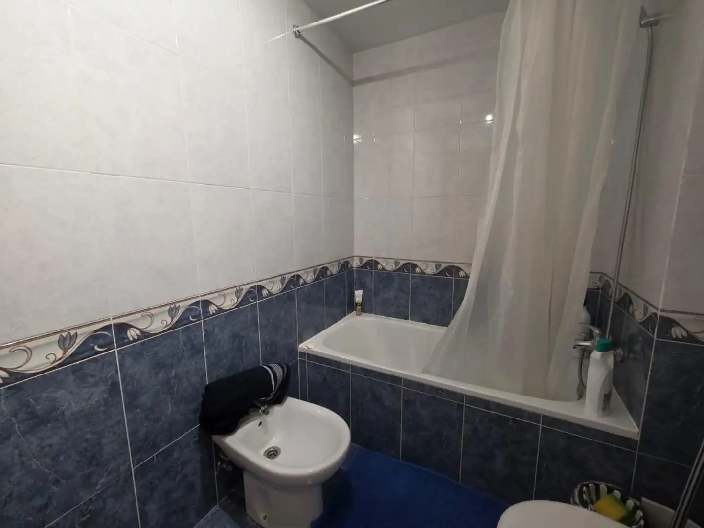Badezimmer von Wohnung zur Miete in Ávila mit Heizung, Parkett und Terrasse