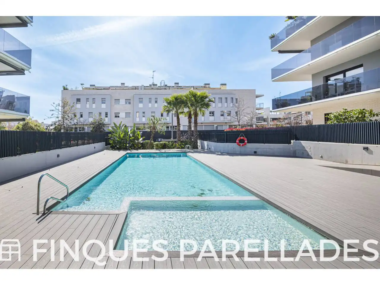 Piscina de Piso en venta en Sitges con Aire acondicionado, Calefacción y Jardín privado