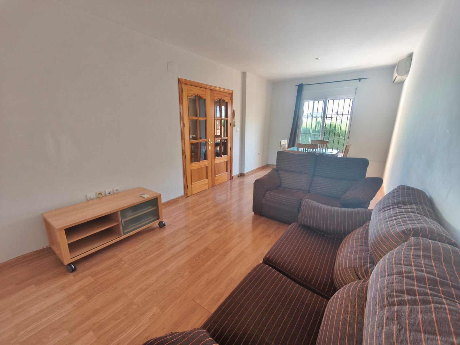 Living room of Single-family semi-detached to rent in Ogíjares  with Air Conditioner, Terrace and Furnished