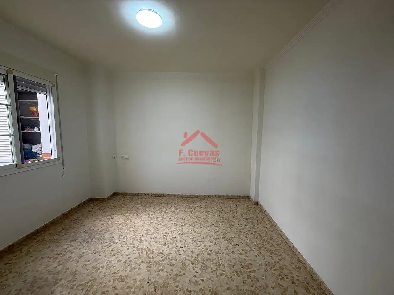 Ground floor for sale in Vélez-Málaga  with Oven