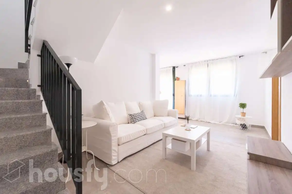 Maisonette zur Miete in Carretera Navalpino, Los Cigarrales-La Bastida