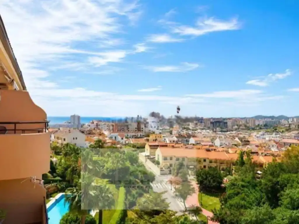 Vista exterior de Pis en venda en Fuengirola amb Terrassa