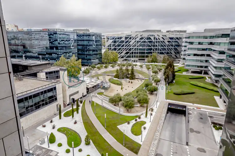 Außenansicht von Büro zur Miete in Madrid