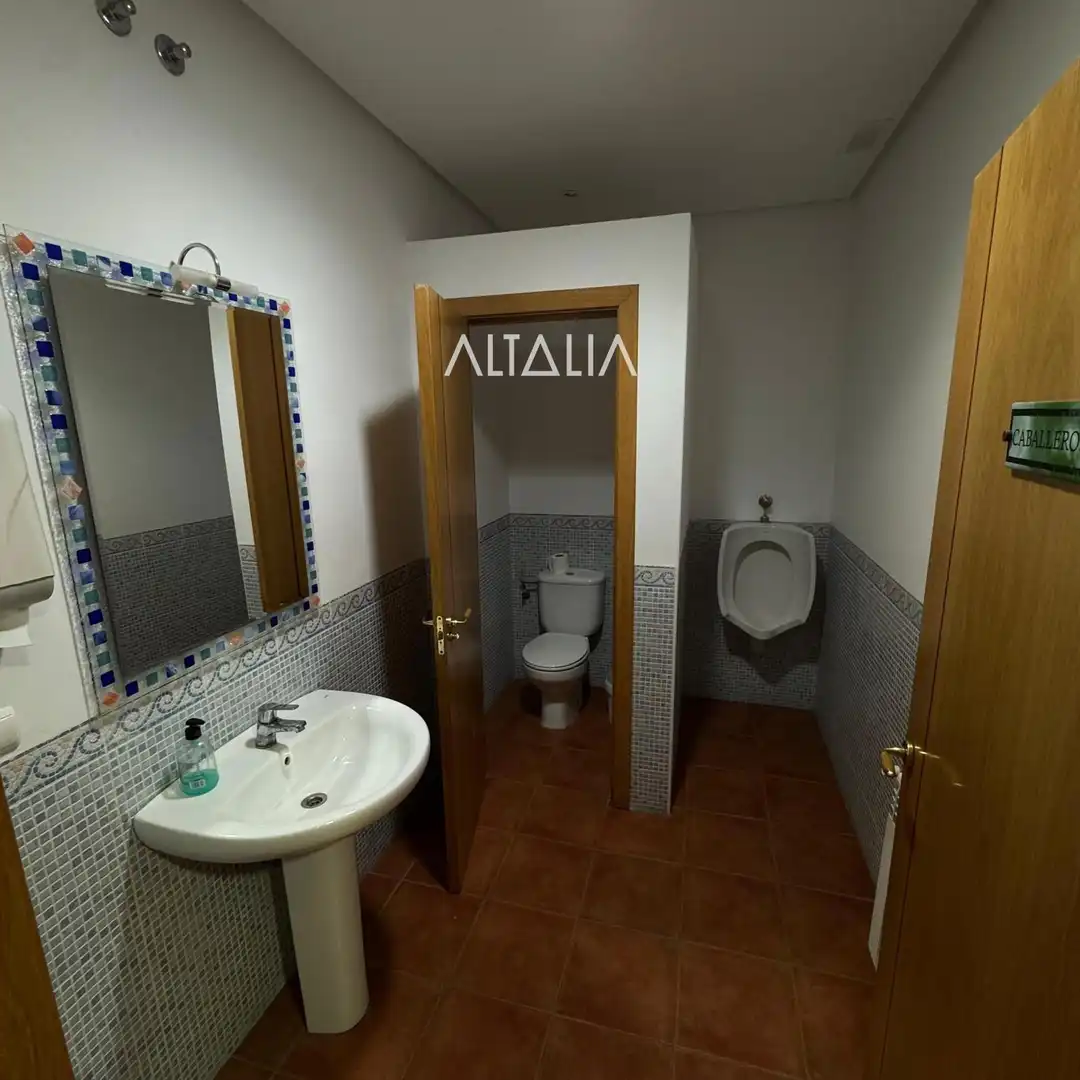Bathroom of Buildings for sale in Cuenca