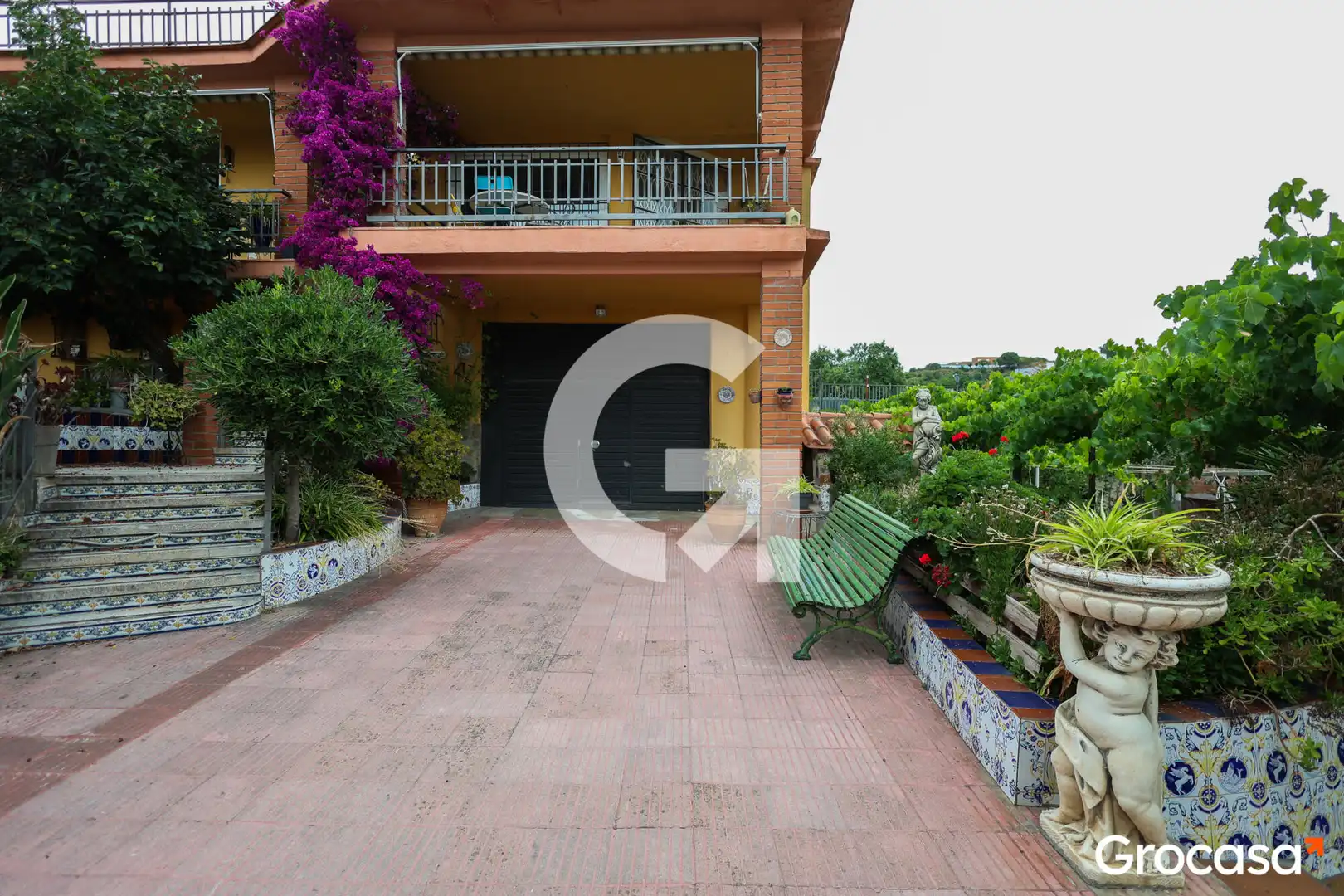 Terrace of Houses for sale in Sant Vicenç Dels Horts  with Private garden, Terrace and Storage room
