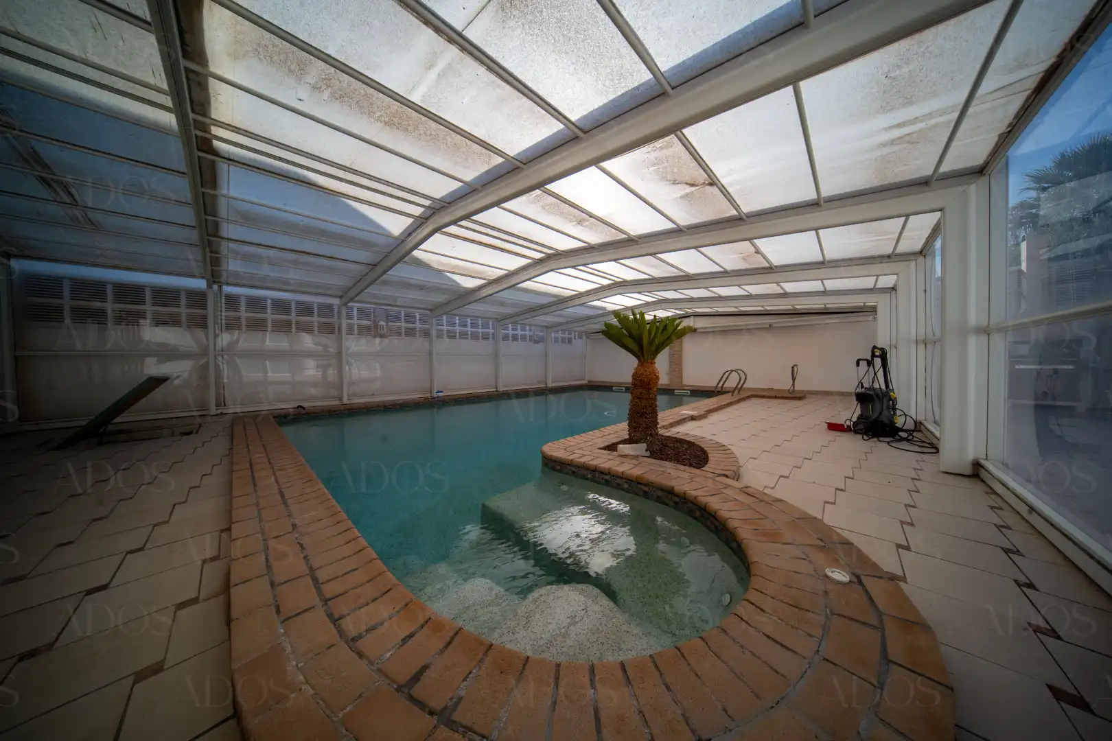 Houses for sale in Calle Fernando Casinello, Aguadulce Sur