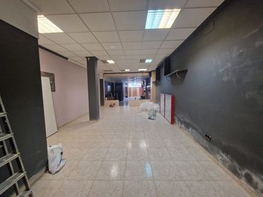 Local comercial en venda a Avinguda Rei en Jaume 153