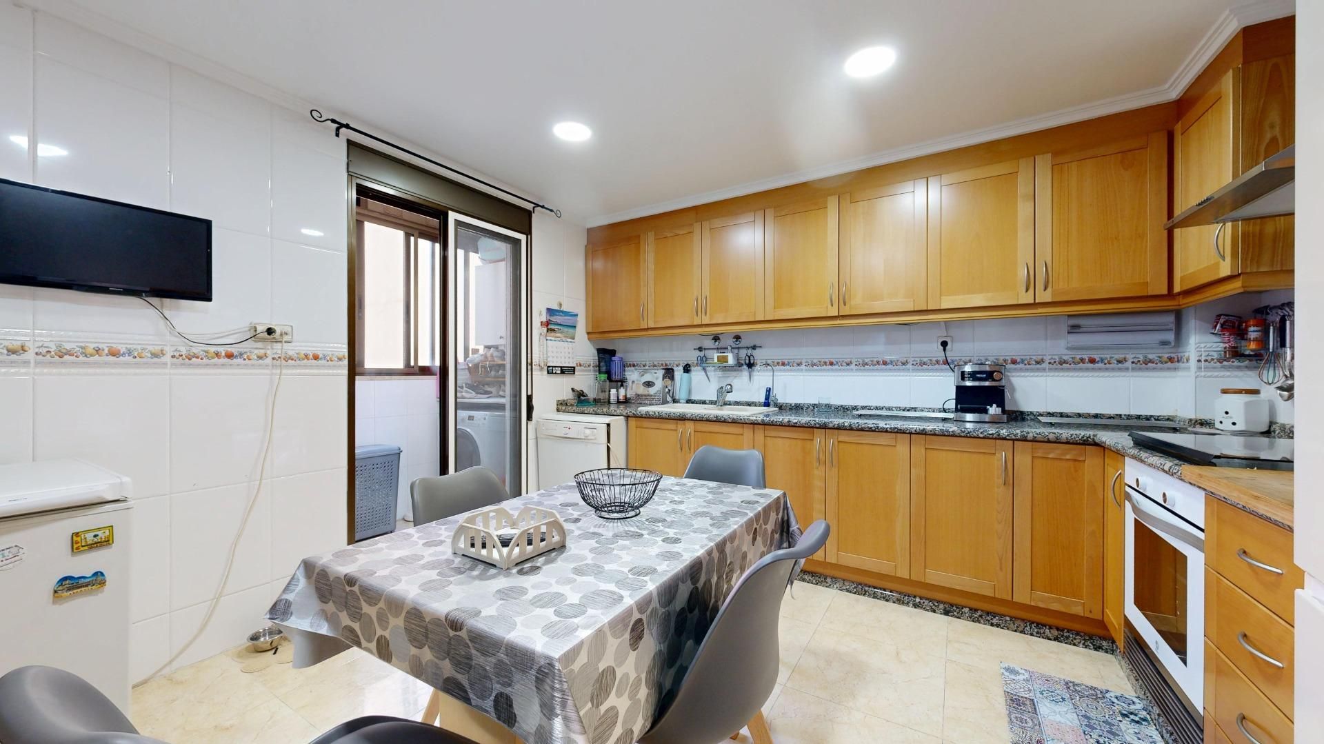 Cuina de Apartament en venda en  Valencia Capital amb Aire condicionat, Calefacció i Traster