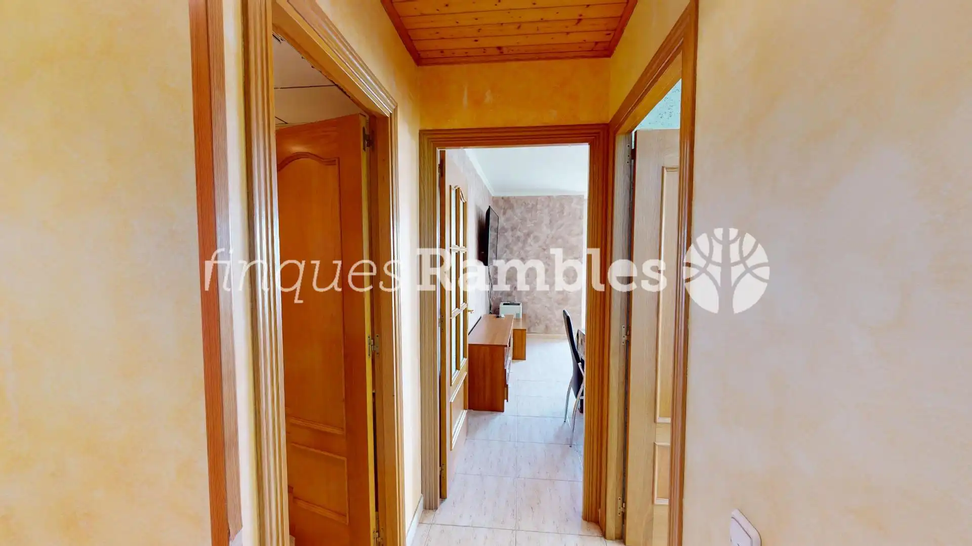 Piso en venta en Vilanova del Camí con Calefacción, Terraza y Balcón