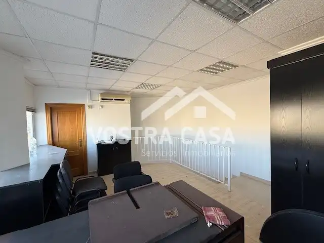 Office for rent in Aldaia  with Air Conditioner