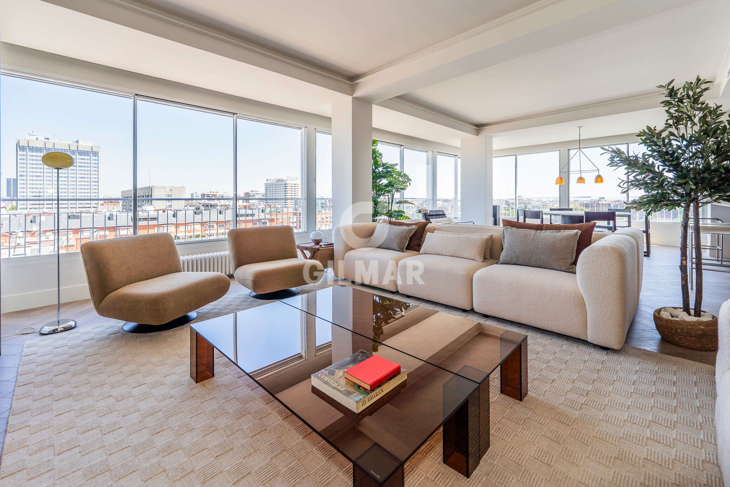 Sala de estar de Piso en venta en  Madrid Capital con Calefacción