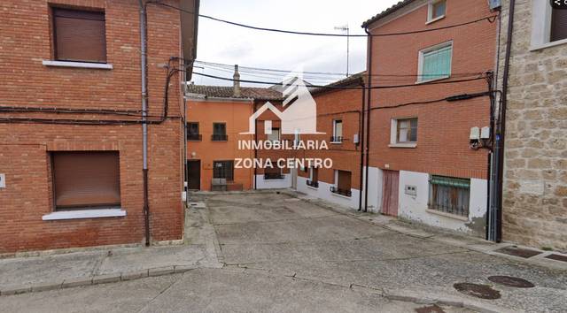 Casa adosada en Venta en El Arrabal en Baltanás