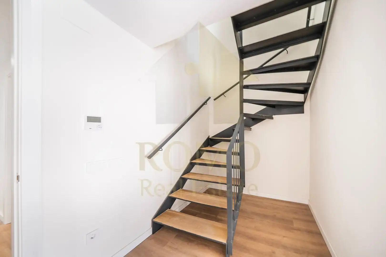 Dúplex amb ascensor en venda a Santa Perpètua de Mogoda, imagen 17