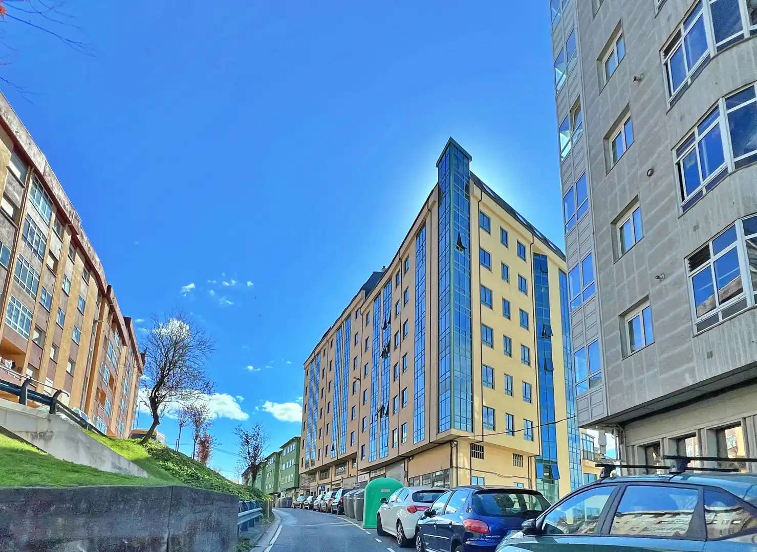 Vista exterior de Estudio en venta en Lugo con Calefacción, Parquet y Trastero