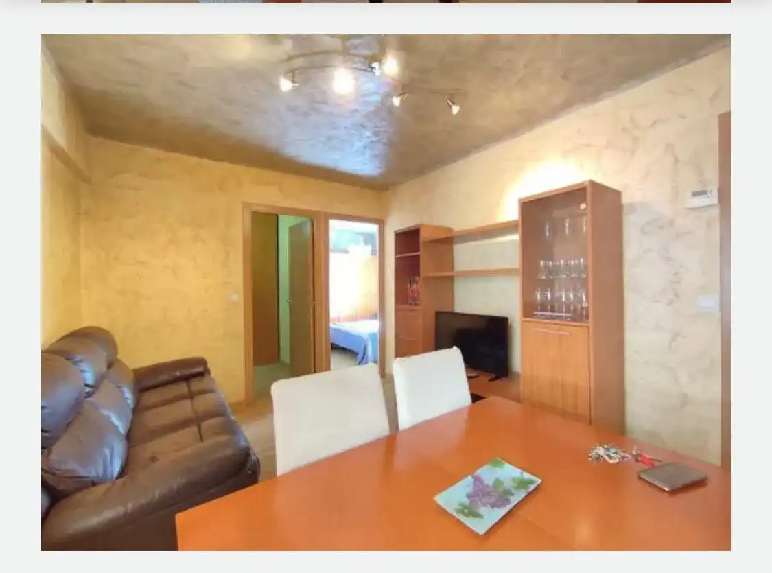 Living room of Flat for rent in Salamanca  with Air Conditioner, Heating and Furnished