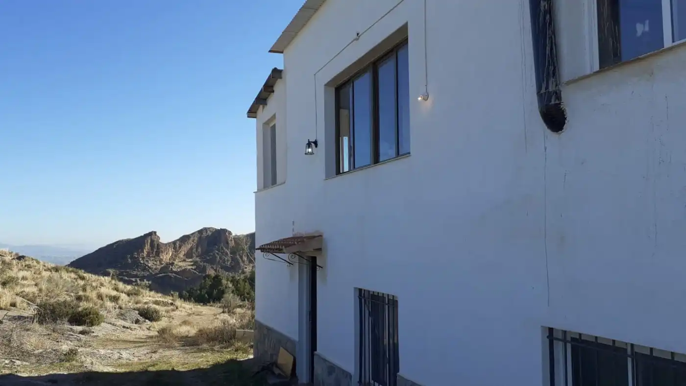 Vista exterior de Finca rústica en venda en Bayarque amb Traster