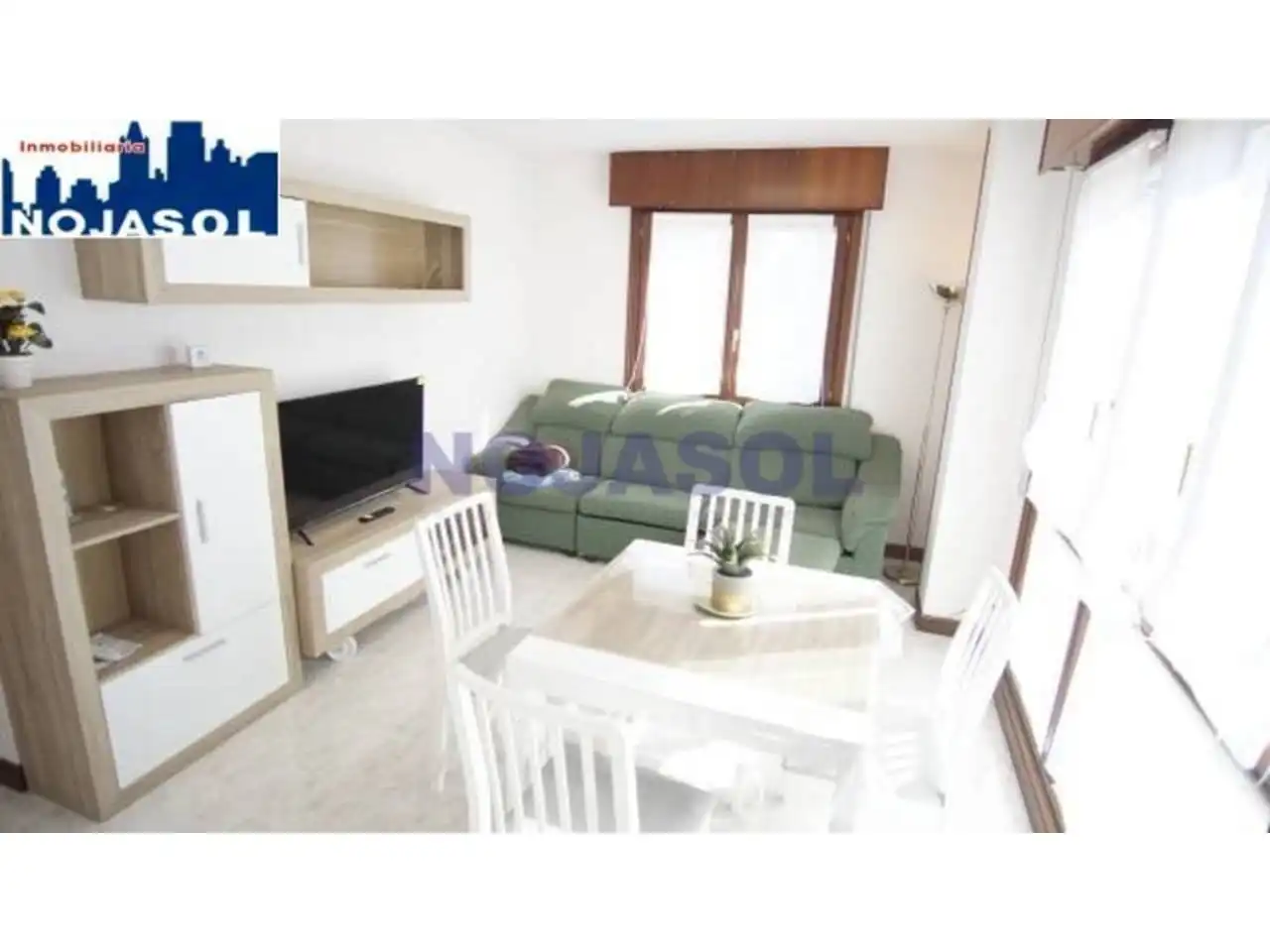 Flat with terrace to rent in Avenida Santos Mártires 6, imagen 5