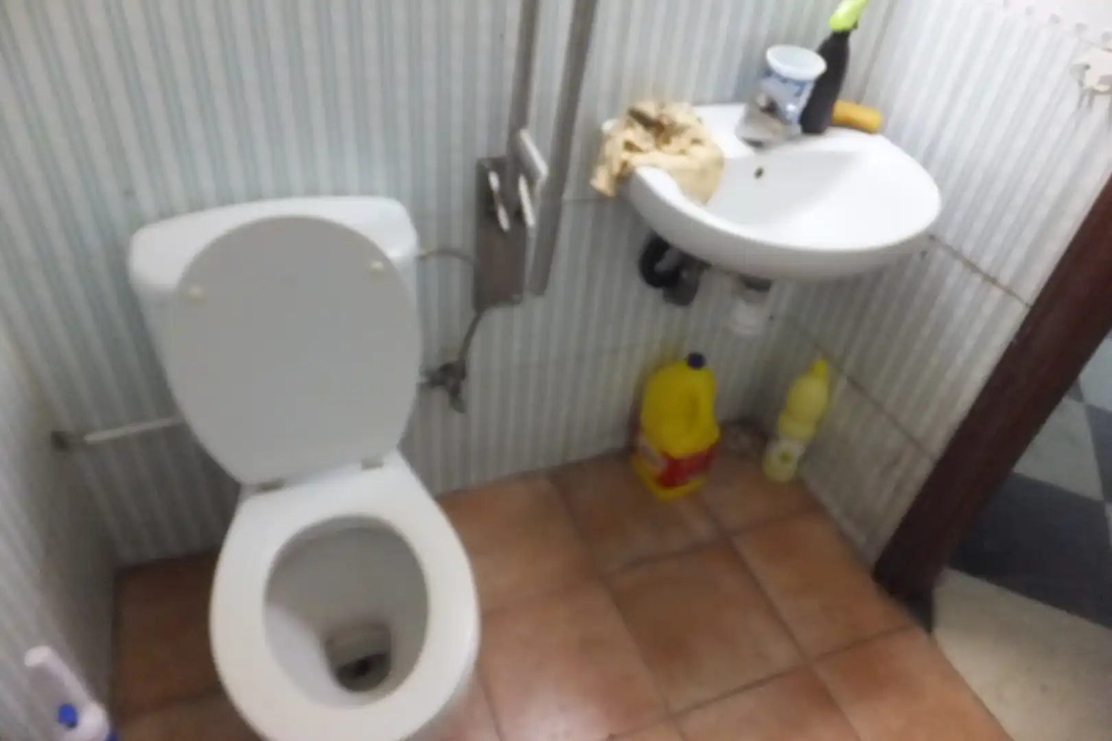 Badezimmer von Geschaftsraum zur Miete in Reus mit Internet
