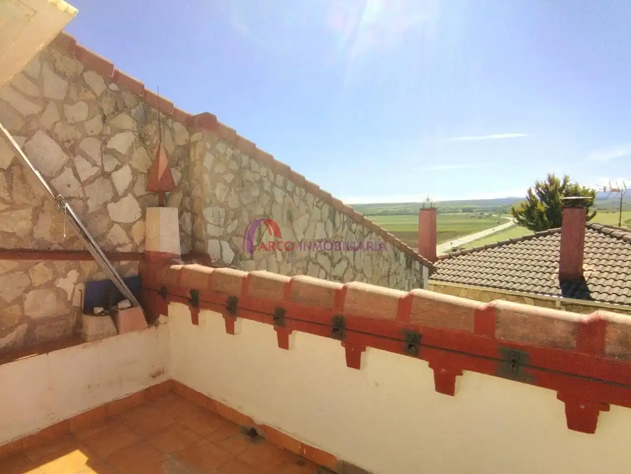 Terrassa de Finca rústica en venda en Atapuerca amb Calefacció, Terrassa i Traster