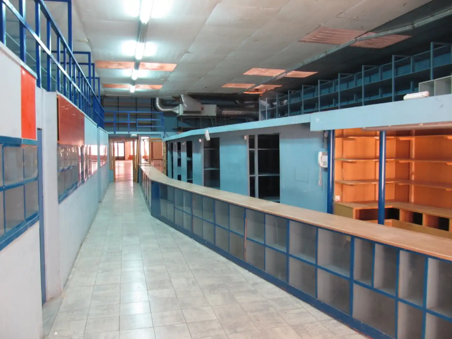 Local comercial en venta en Calle Manuel Diz 11, imagen 9