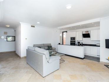Penthouse mit Pool zum Verkauf in Calle de la Rosa 27