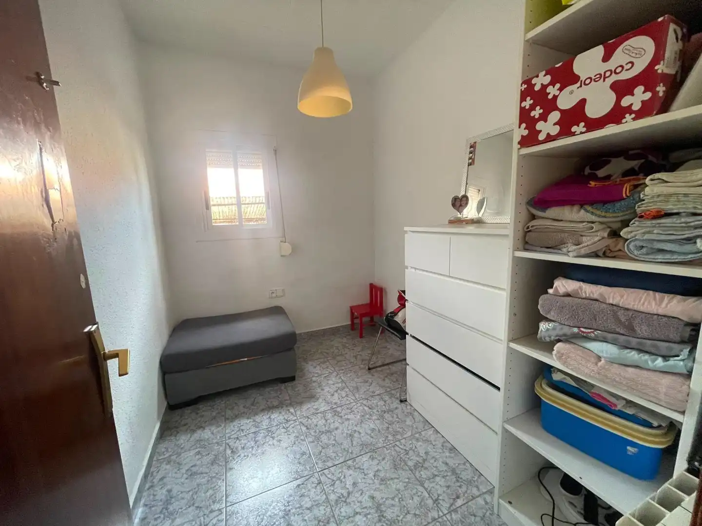 Habitación de Casa adosada en venta en Terrassa con Aire acondicionado y Calefacción