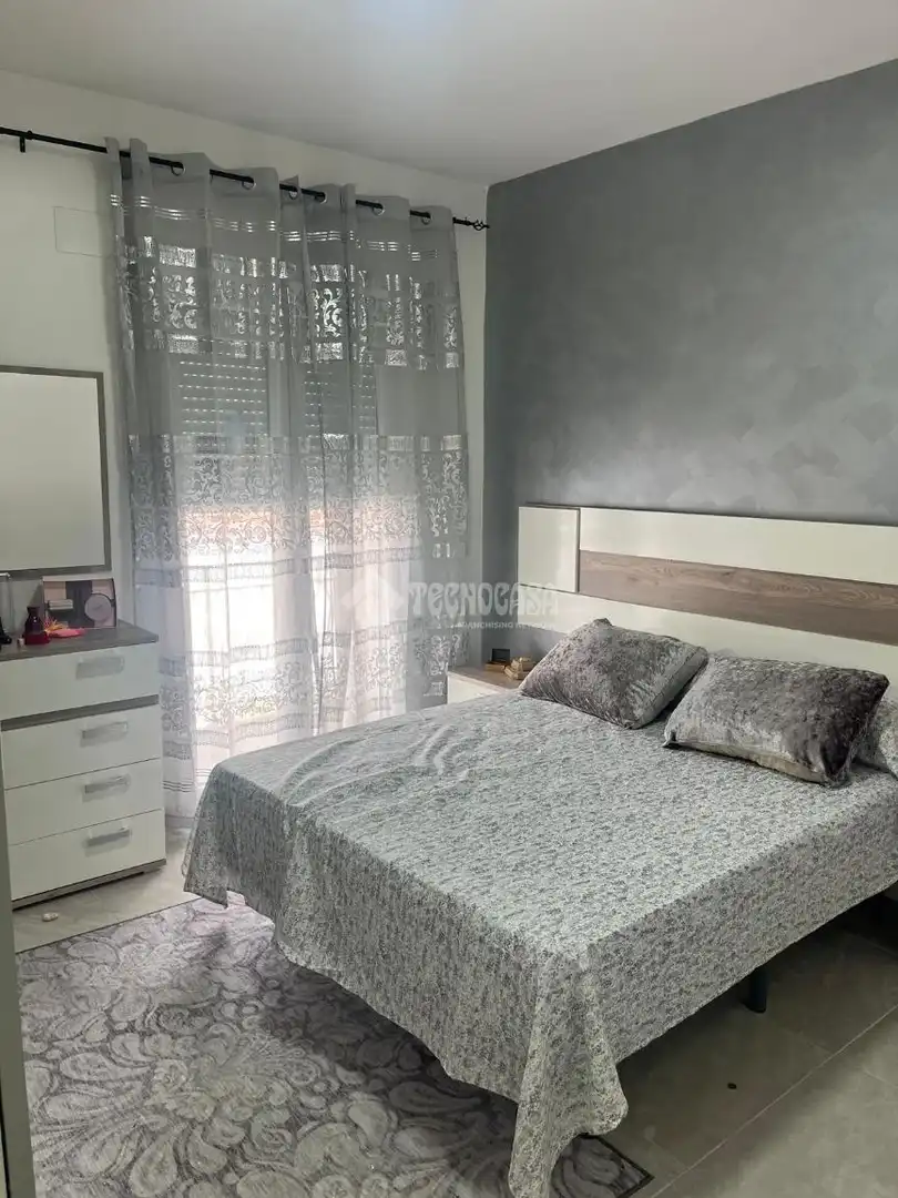 Casa aparellada en venda a Pinos Puente, imagen 14