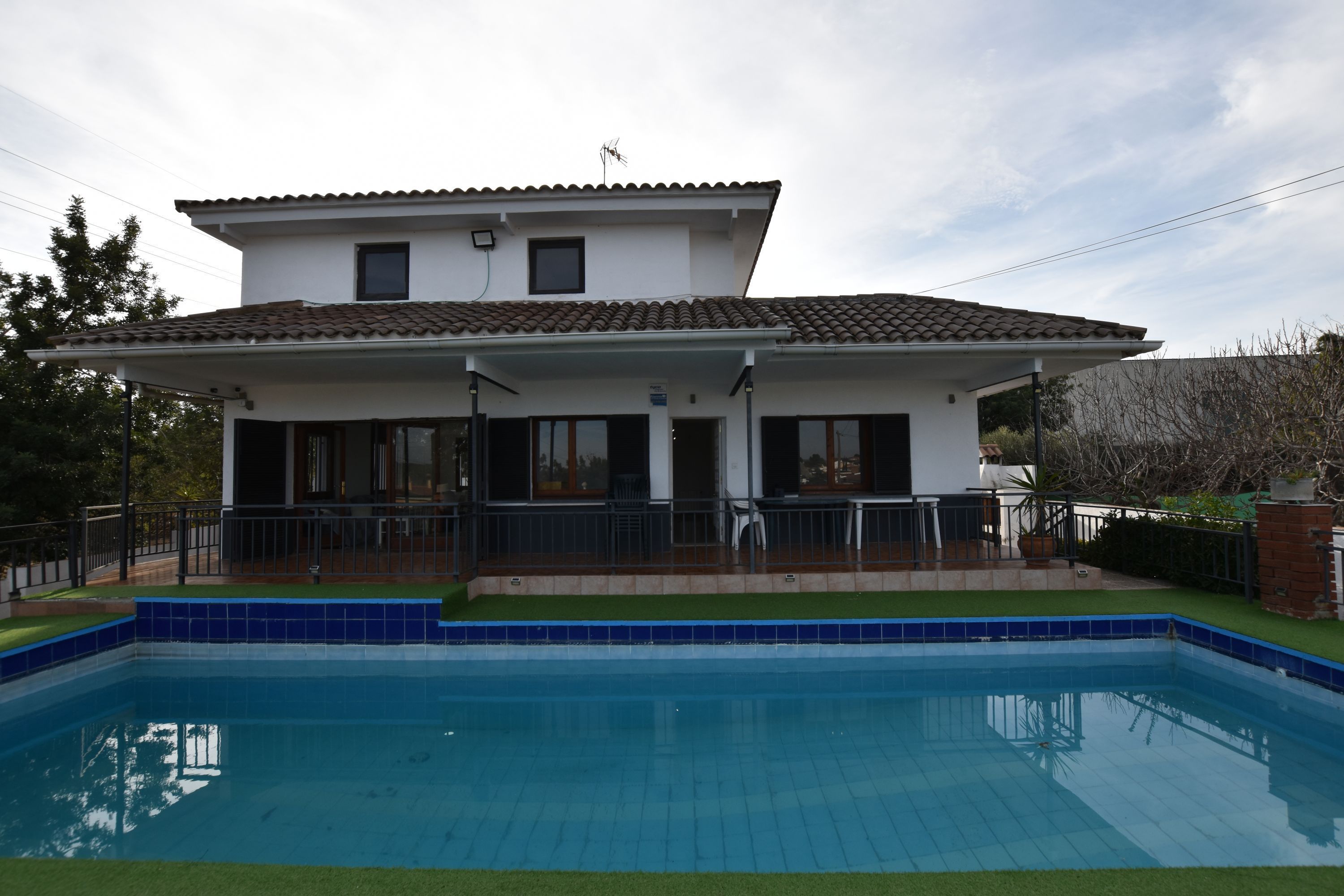 Piscina de Casa o xalet en venda en La Pobla de Montornès   amb Jardí privat, Terrassa i Traster