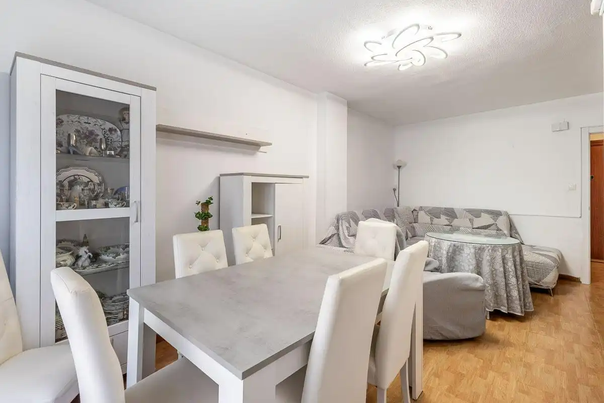 Flat with terrace for sale in Camino de Alfacar 9, imagen 3
