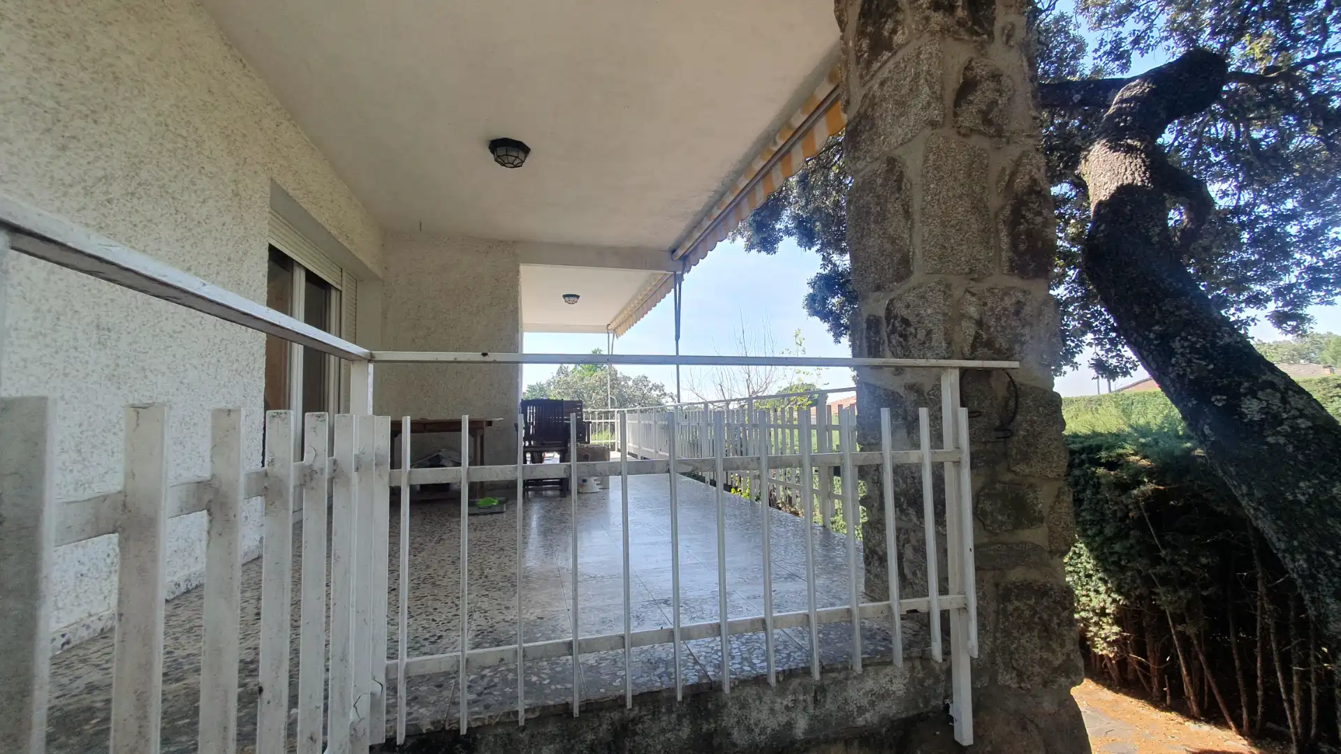 Terrassa de Casa o xalet en venda en Valdemorillo amb Calefacció, Jardí privat i Terrassa