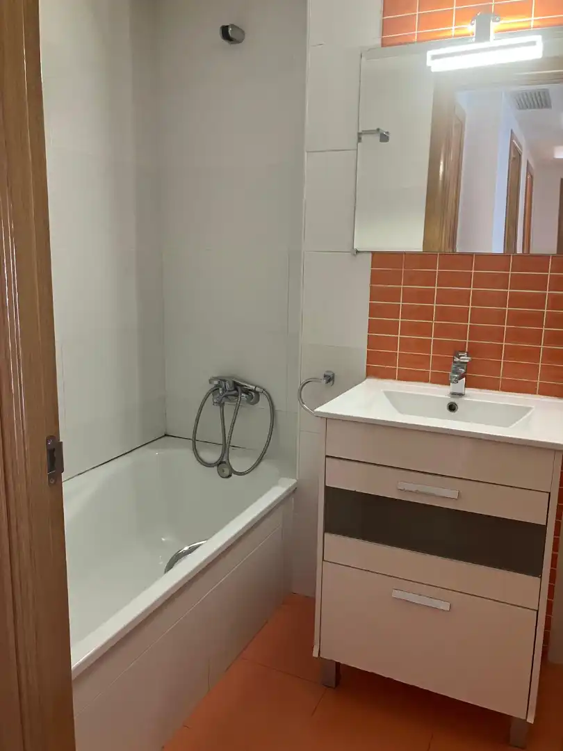 Baño de Ático en venta en Fraga con Aire acondicionado, Calefacción y Terraza