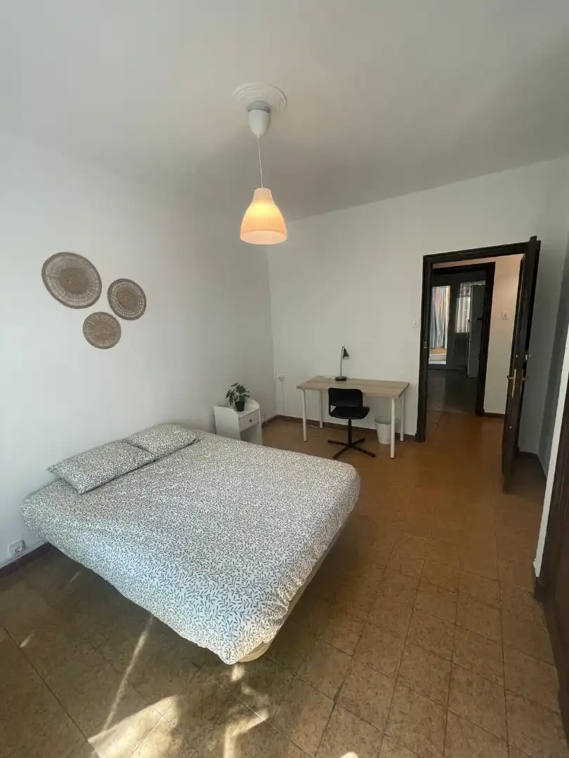 Habitación de Piso en venta en Zaragoza con Aire acondicionado, Calefacción y Trastero