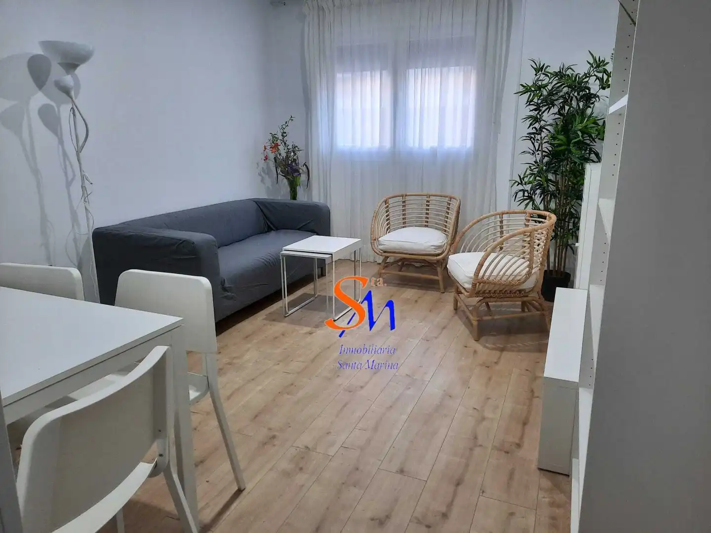 Sala d'estar de Apartament de lloguer en Badajoz amb Aire condicionat, Calefacció i Moblat