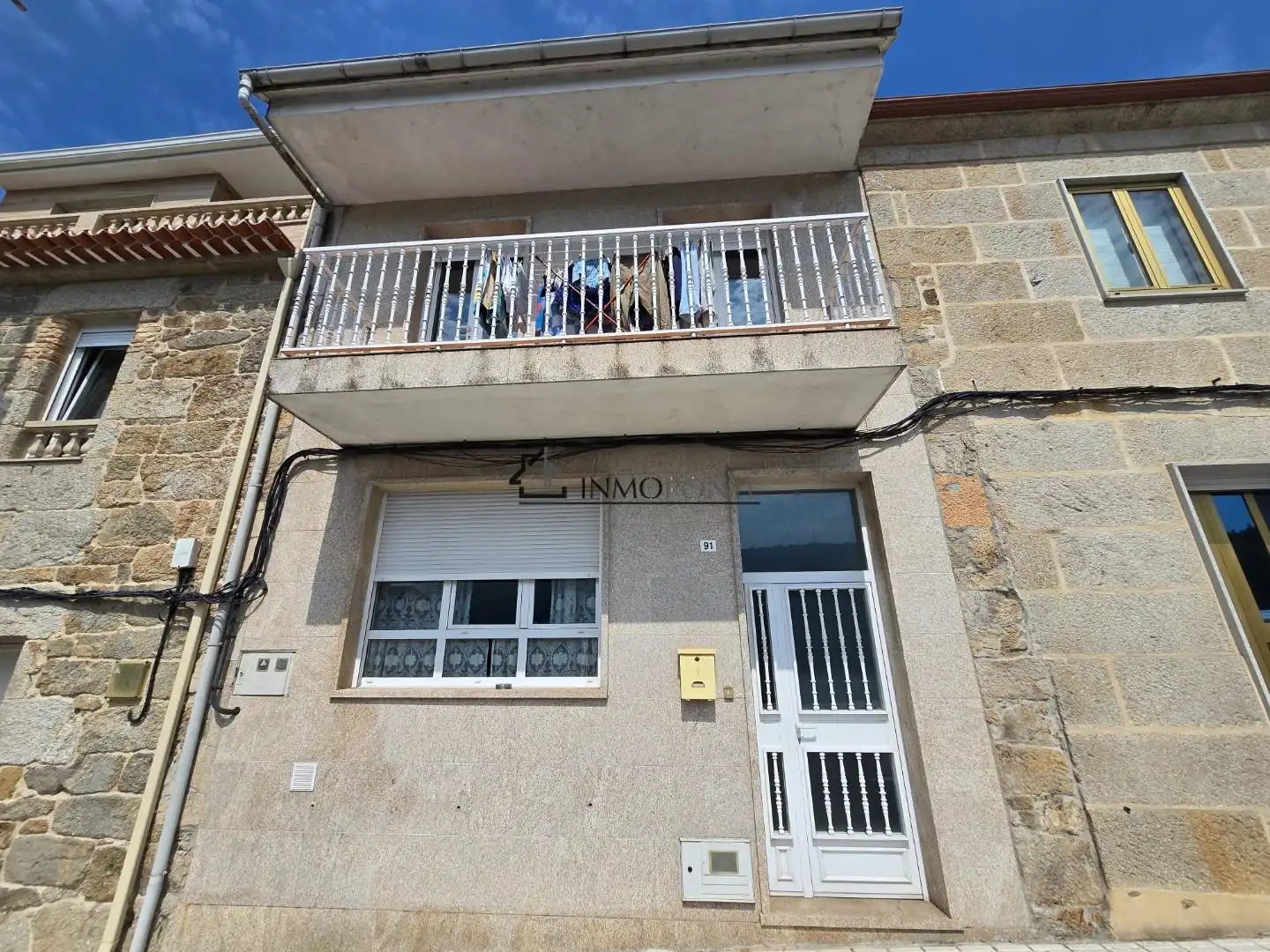 Maison mitoyenne avec terrasse à vendre à Forcarei