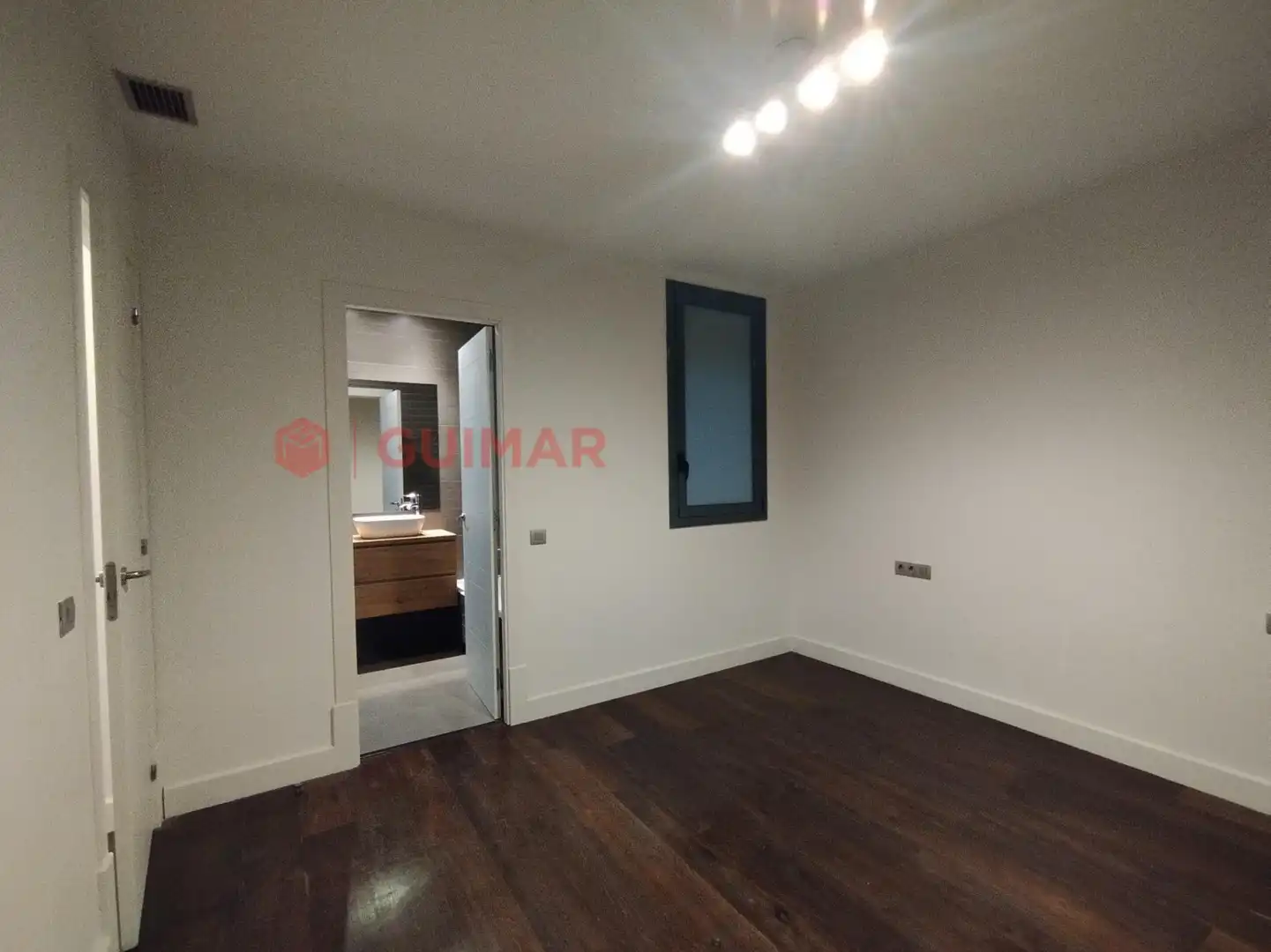 Flat with terrace for sale in Barcelona - Rambla CATALUNYA, imagen 8