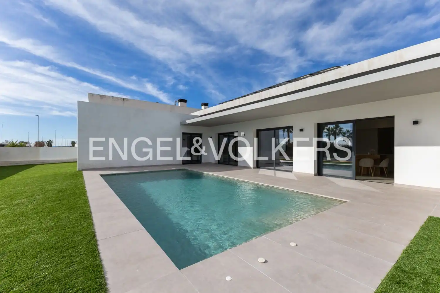 Piscina de Casa o xalet en venda en Burriana / Borriana amb Aire condicionat, Calefacció i Jardí privat