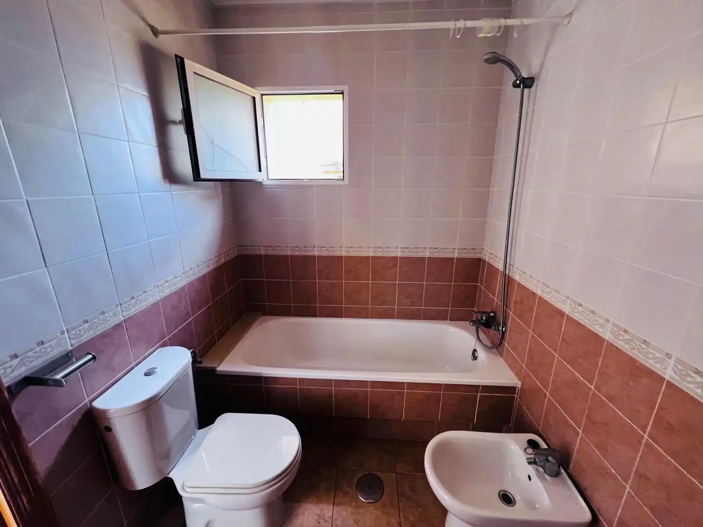 Badezimmer von Haus oder Chalet zum Verkauf in Algorfa mit Klimaanlage, Heizung und Privatgarten
