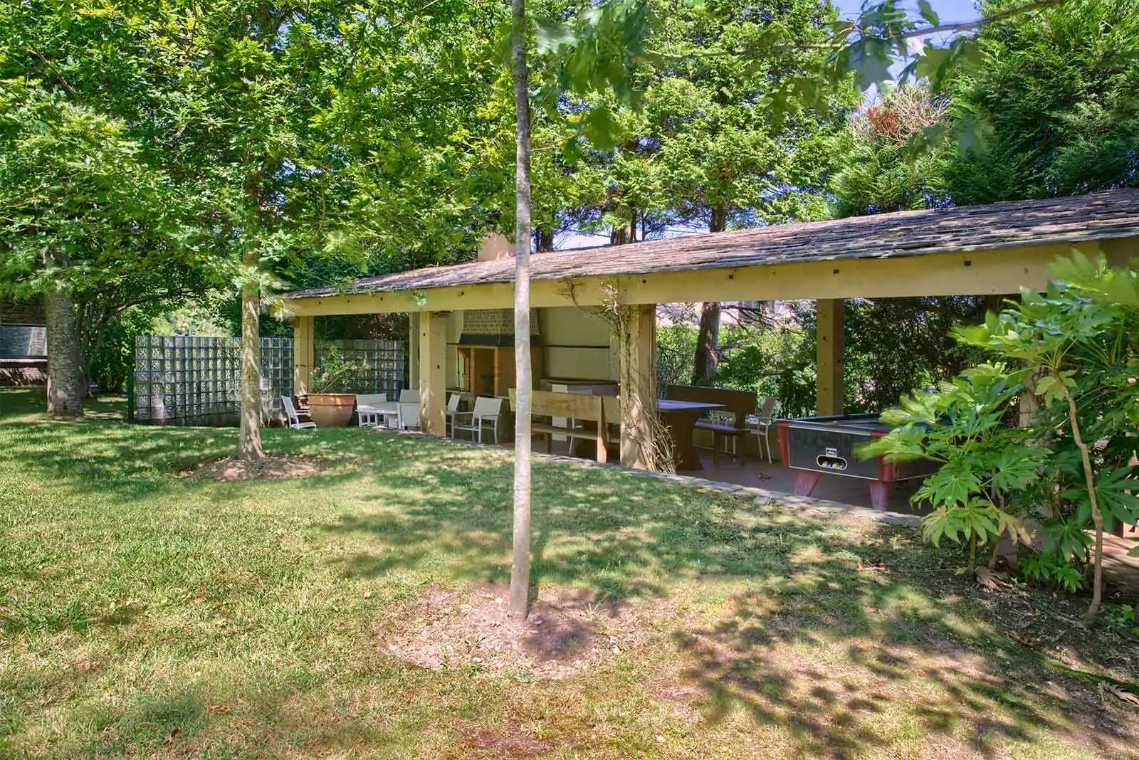 Jardín de Casa o chalet en venta en Oleiros con Calefacción, Jardín privado y Parquet