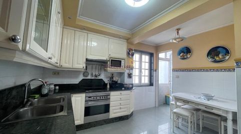 Foto 3 de Piso en venta en O Castro, Vigo