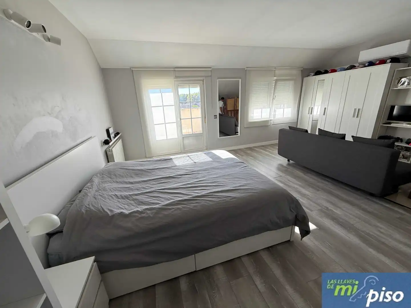 Habitación de Casa adosada en venta en Arroyo de la Encomienda con Calefacción, Jardín privado y Parquet