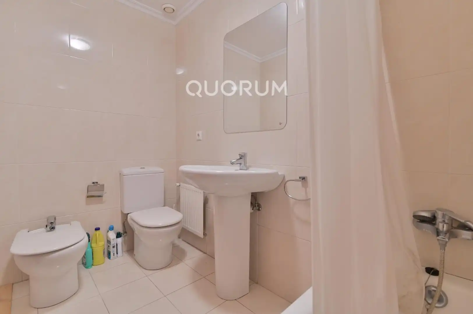 Baño de Piso en venta en Bilbao  con Calefacción y Terraza