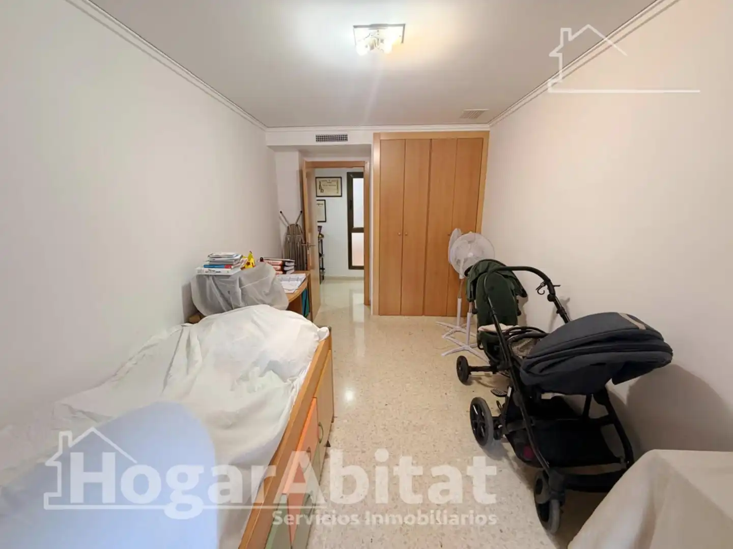 Bedroom of Flat for sale in Montserrat  with Air Conditioner, Heating and Terrace
