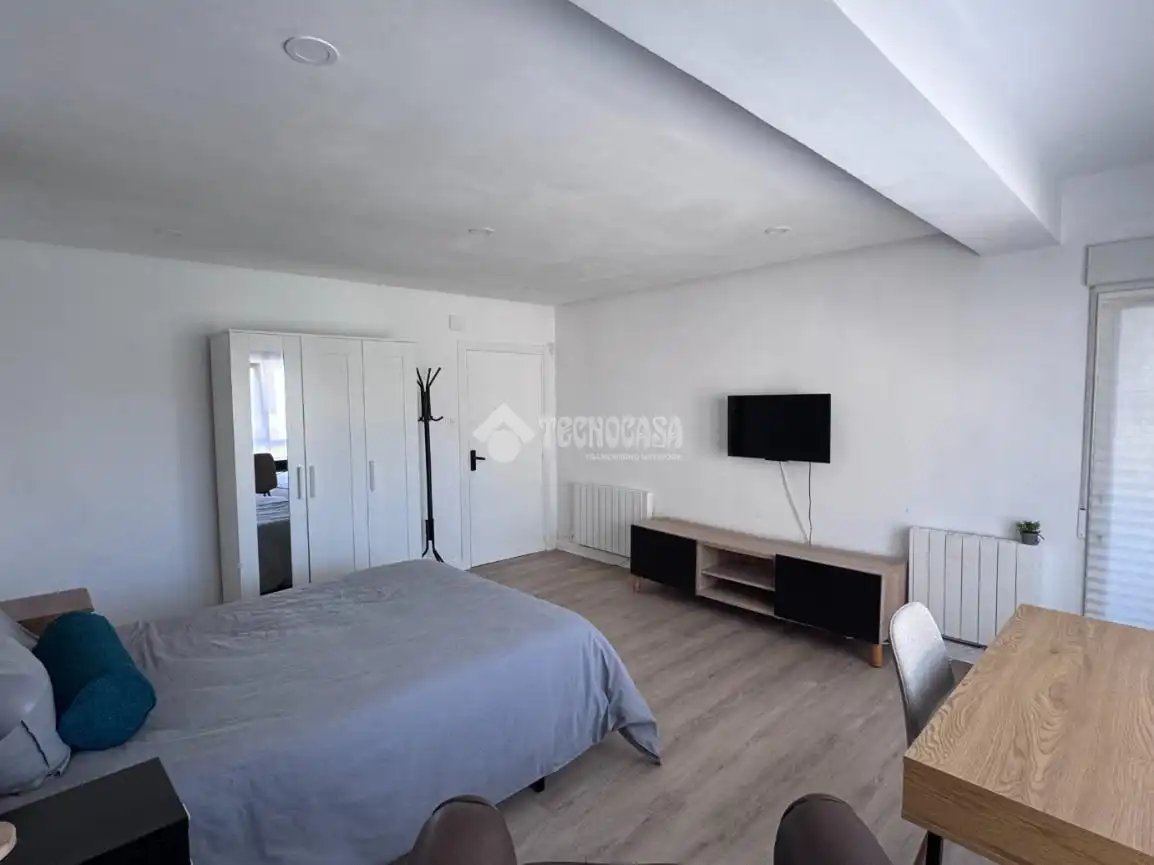 Bedroom of Flat for rent in León Capital   with Heating, Parquet flooring and Terrace